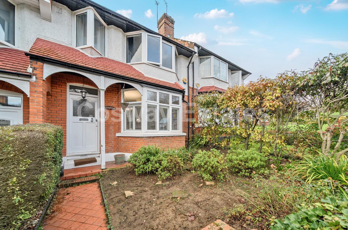 Hammers Lane, Mill Hill, NW7, London